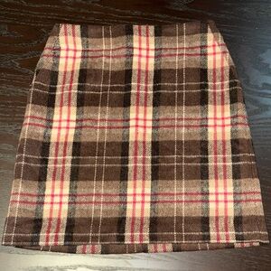 Stylish Plaid Mini Skirt in Brown and Pink
